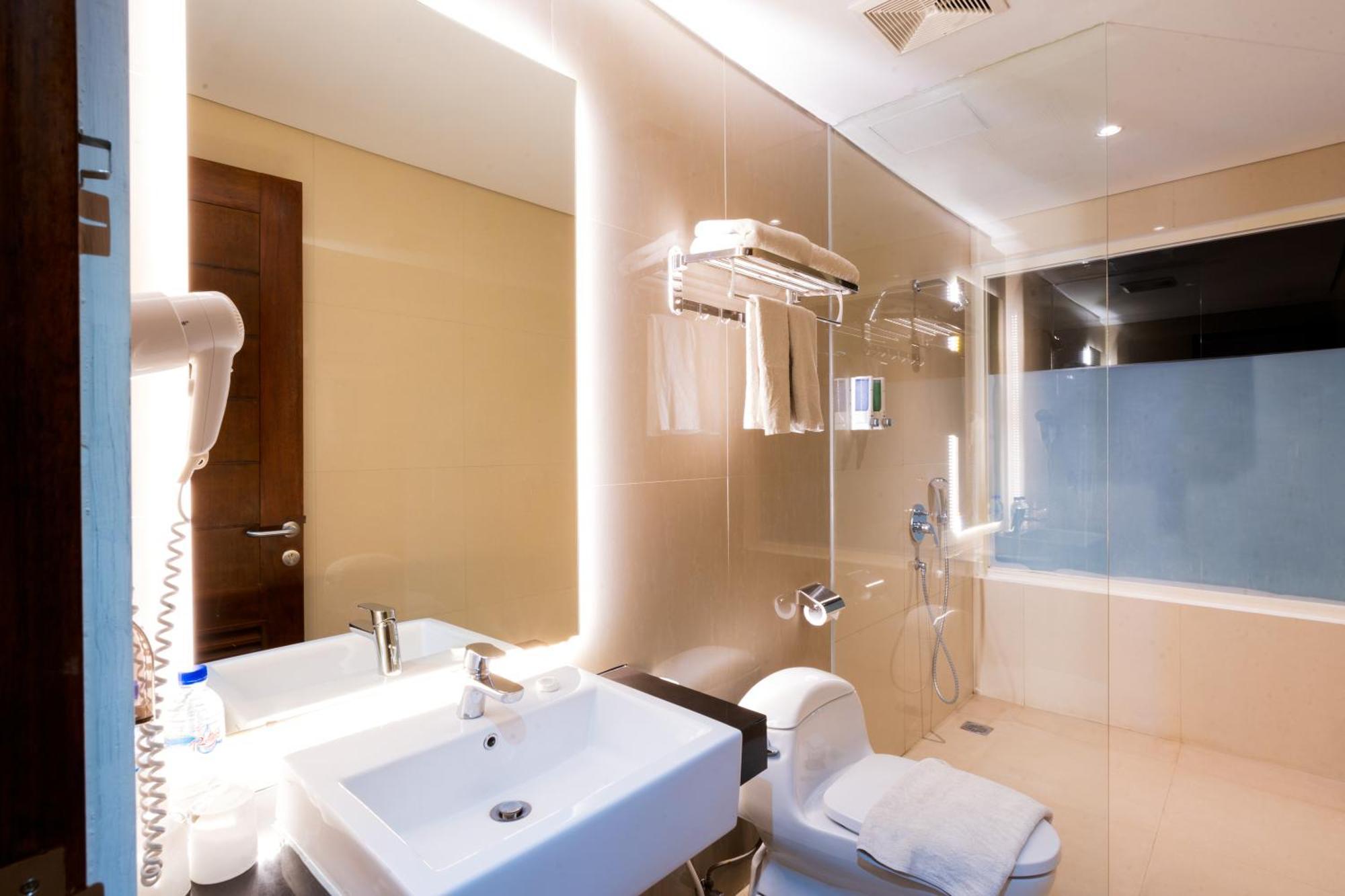 לבואן באג'ו Zasgo Hotel מראה חיצוני תמונה