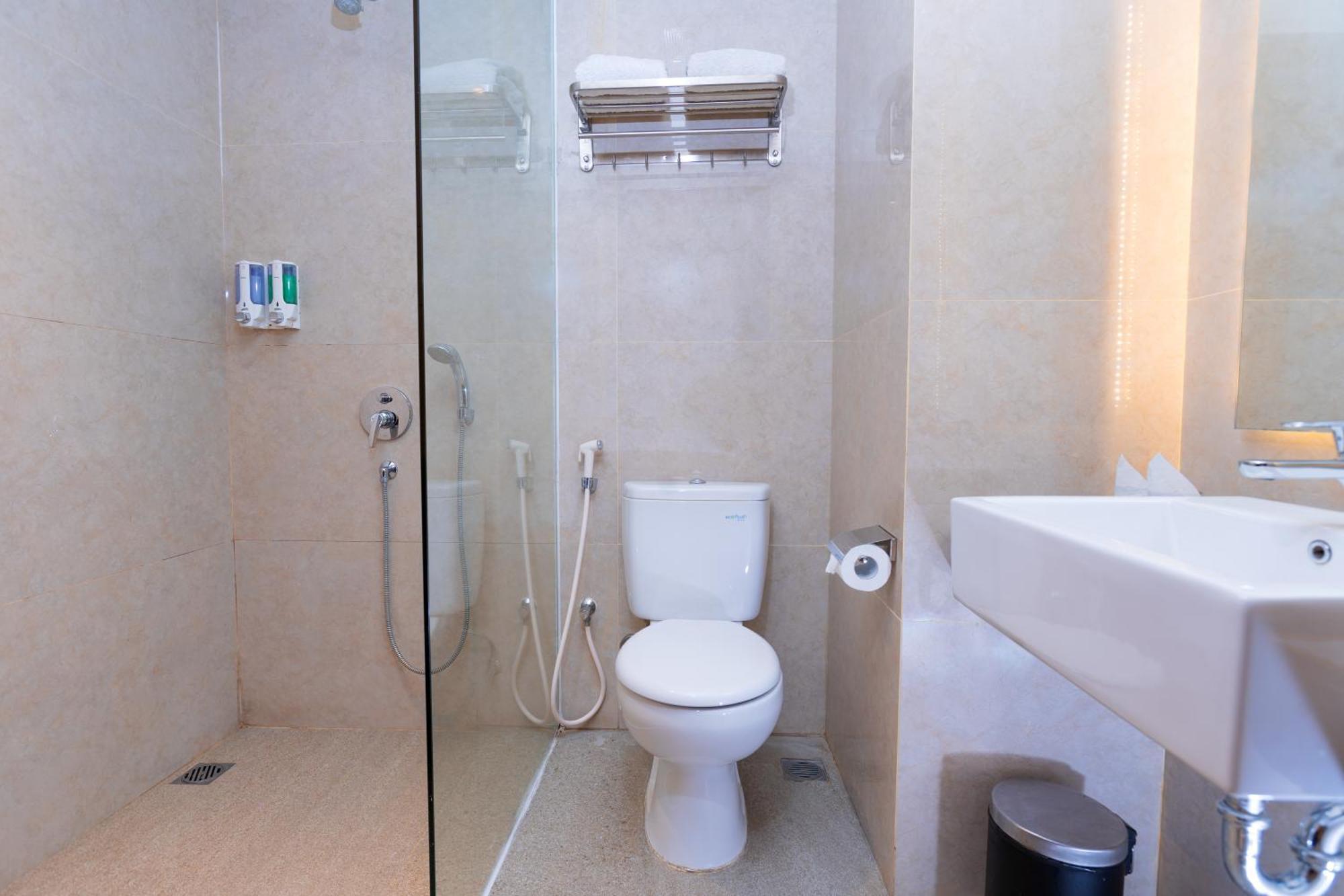 לבואן באג'ו Zasgo Hotel מראה חיצוני תמונה